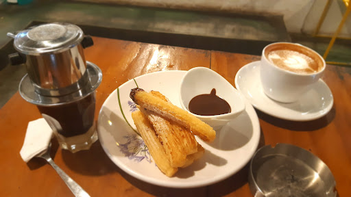 Singgah Coffee & Book