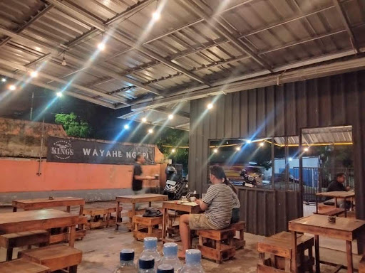 WARUNG KOPI KINGS BANYUWANGI