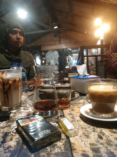 Biji Hitam Coffee Shop