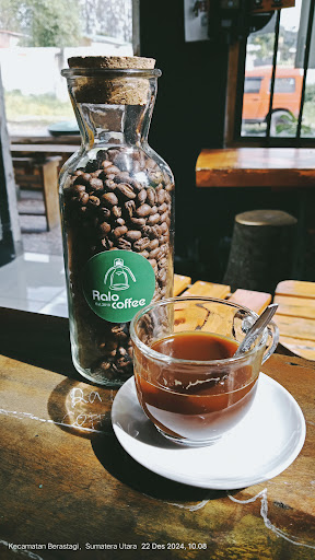 Rumah Kopi Ralo