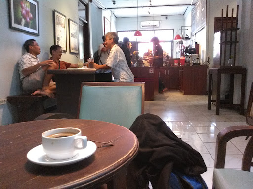 RUMAH KOPI RANIN