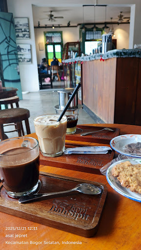 Kopi Bah Sipit Cap KacaMata