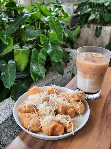 Enthree Coffee & Kitchen Cibinong