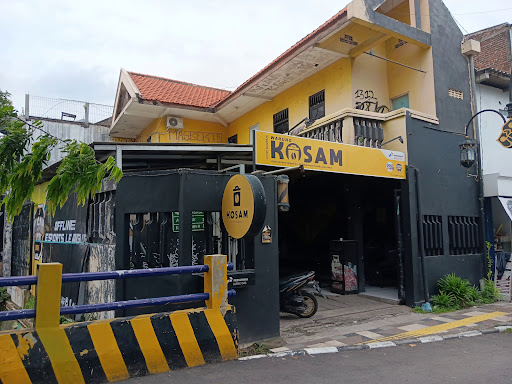 warung KOSAM (kopi sampah)