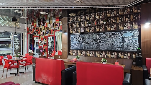 Sthree cafe