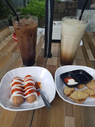 LARIS JOMBANG