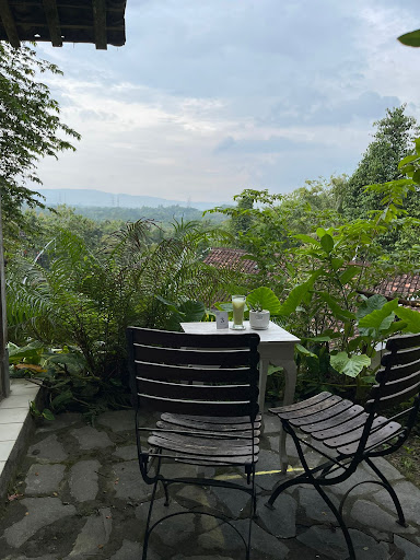 Omah Kembang Putihan - Kopi Selarong (buka by reservasi)