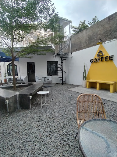 Tiga Segi Coffee