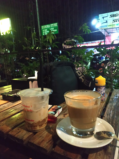 Otaku Coffee & Roastery Ciporang