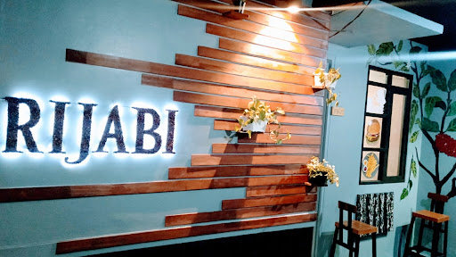 Kopi Garut Rijabi & burger & toast