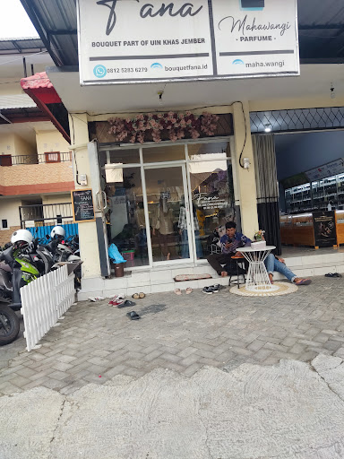 MOX Cafe