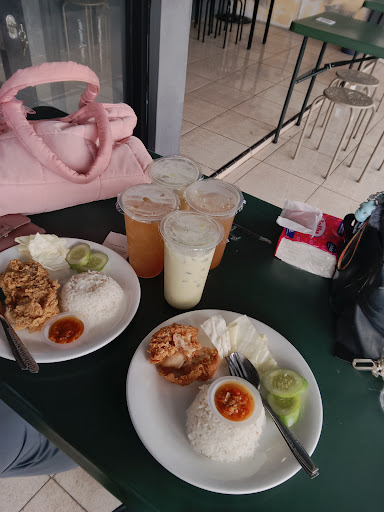 Cafe Resto Mas Jun