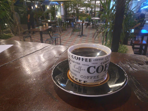 HERE CAFE SERANG