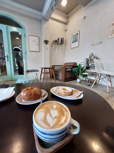 Oi! Coffee & Pastry