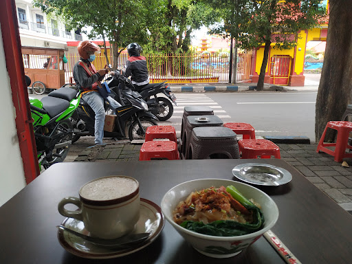 Toko Kopi 8