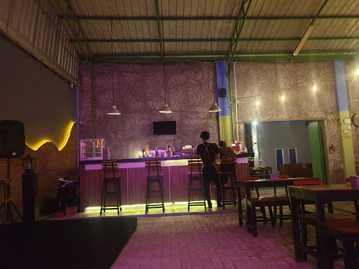 SENYAWA COFFEE BAR & KITCHEN