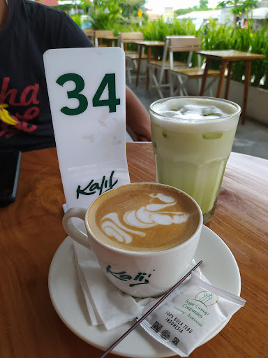 Kalih Signature Coffee and Eatery Tegal