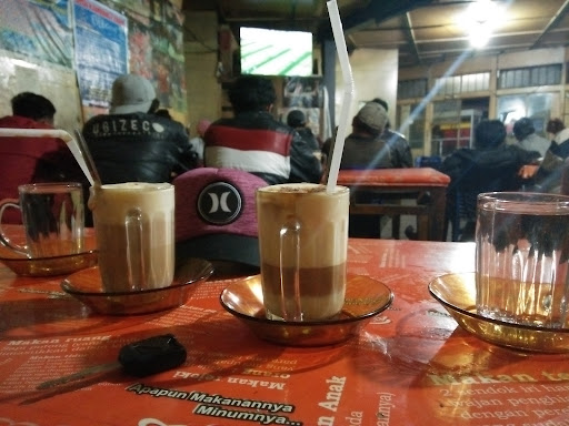 Kedai Kopi Tiga Serangkai Lama