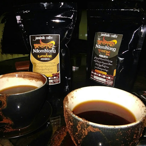 Kedai Kopi Ndomblong Alas Anyar kartosuro / Geprek Blong