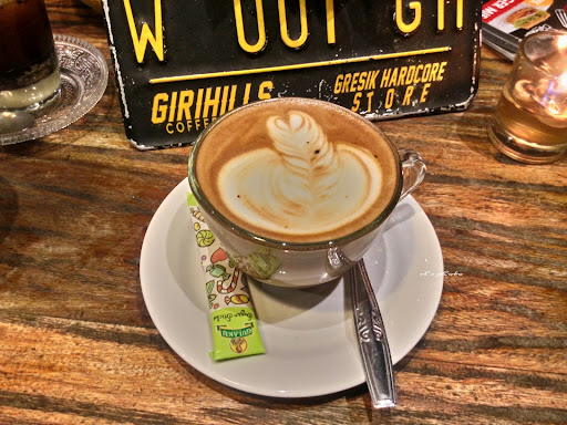 Giri Hills Coffee House