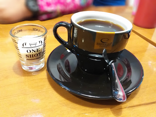 TIGA KOPI