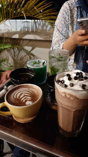 Utopia Coffee & Bistro