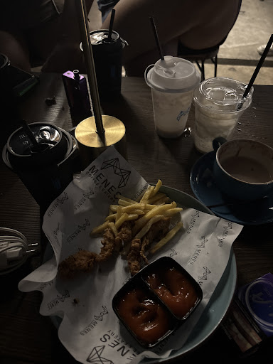 Menes Coffee & Eatery
