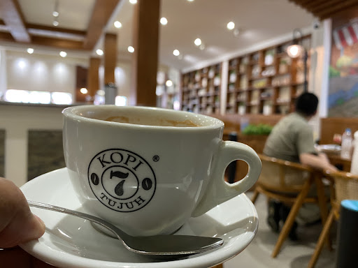 Kedai Kopi 7 Kambang Iwak