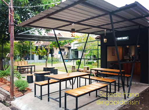 Dari Sini