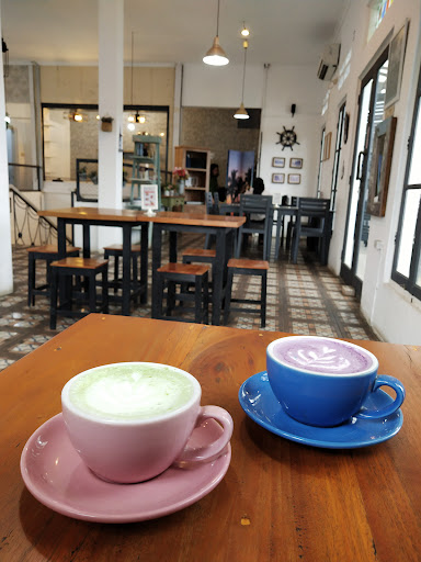 Jozzy cafe pekalongan