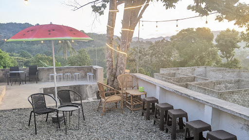 NaNuJa Coffee & Eatery