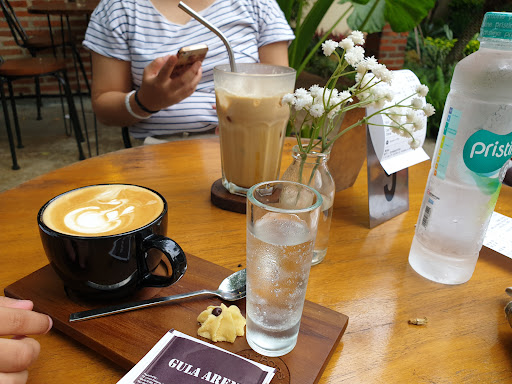 Ol’ Pops Coffee Cinangka