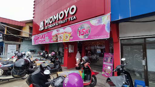 Momoyo Lambung Mangkurat-Palampitan (Ice Cream & Fruit Tea)