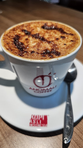 Anomali Coffee & Kitchen - Ternate