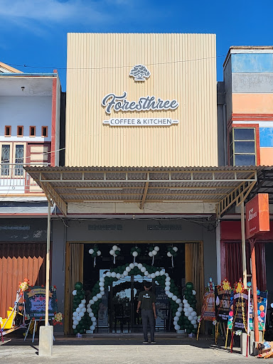 Foresthree tobelo