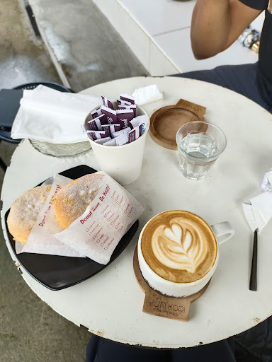 Coffee Shop - Yun Kopi & Red Bean Abiansemal