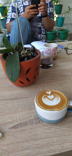 Backyard Cafe and Eatery