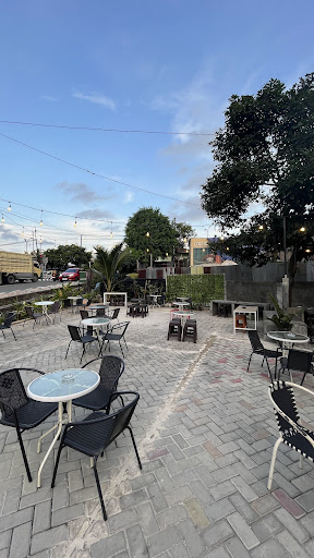 SINGGAH Coffee and Eatery